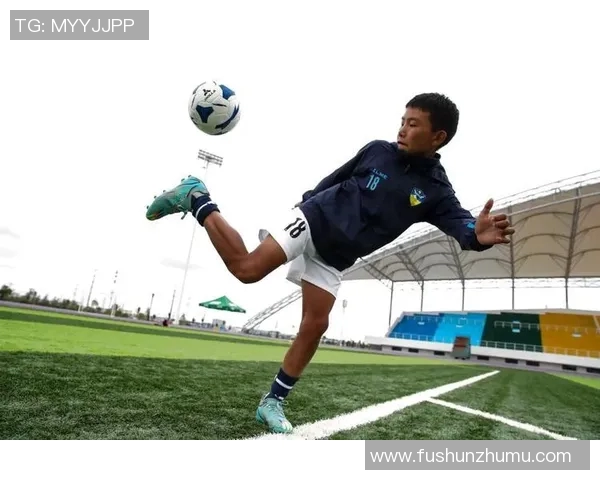 足球巨星独特过人技巧揭秘助你提升球场表现与魅力